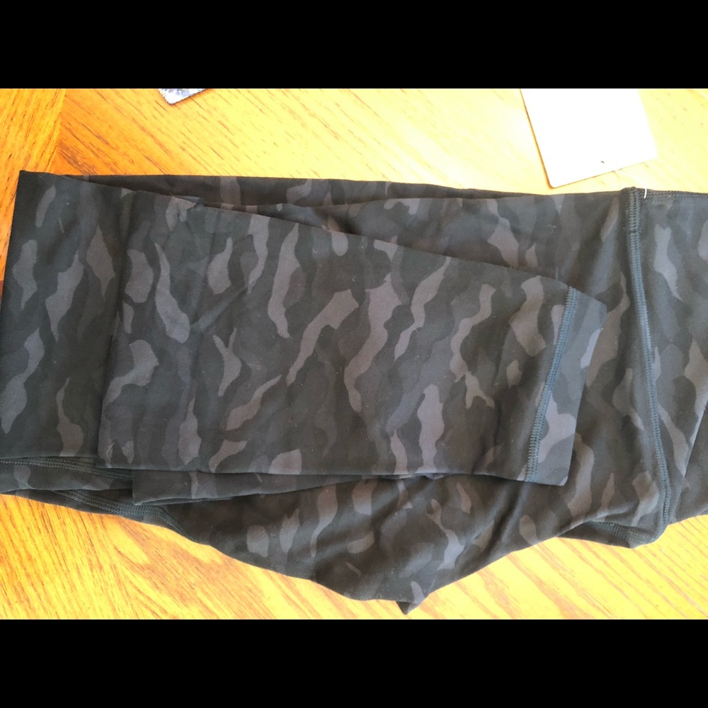 BNWT Align Full Length Pant Black Camo SZ 6